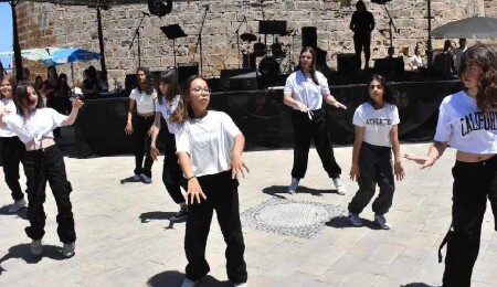 ‘19 Mayıs Atatürk’ü Anma, Gençlik ve Spor Bayramı’ Girne’de coşku ile kutlandı