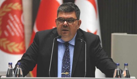 Özdemir Berova: Kumarhaneler nedeniyle kumar bağımlığının arttığına yönelik bir veri yok