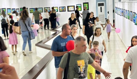 "Doğanın Büyüsü" sergisinin süresi uzatıldı
