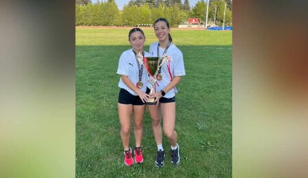 Aslıhan Kandil ve Ecem Nehir Çelik, Galatasaray ile 1. Lig Şampiyonu oldu