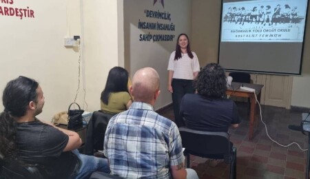 Bağımsızlık Yolu Örgüt Okulu’nda “Sosyalist Feminizm” eğitimi verildi