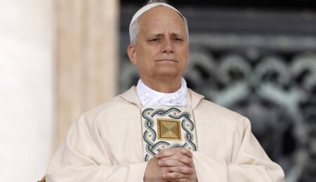 Papa 14. Leo uluslararası toplumun savaşın trajedisini durdurmak için ahlaki sorumluluğu olduğunu söyledi