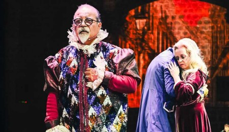 Naci Bayramoğlu: Cabaret Cyprus, Shakespeare’i sadece sahneye değil, bu toprağın ruhuna işliyor