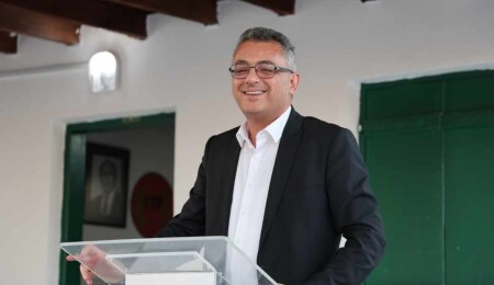 Erhürman: Ekim’den sonra gülüşlerimiz çoğalacak, çocuklarımızın yüzü gülecek