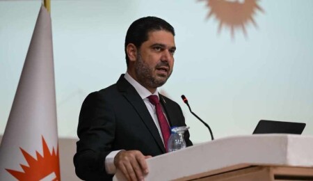 Savaşan: Üstel Hükümeti, sağlığa ve gençlere yatırım yapmaya devam ediyor
