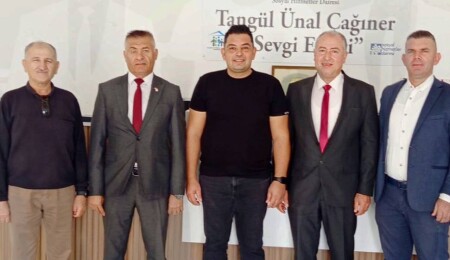 Adanalılar Dayanışma, Aktivite ve Kültür Derneği’nden Tangül Ünal Çağıner Sevgi Evleri’ne bağış