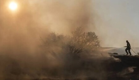 Baf bölgesindeki büyük yangın kontrol altına alındı
