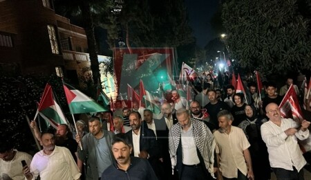 Lefkoşa'da Gazze ile dayanışma konvoyu düzenlendi