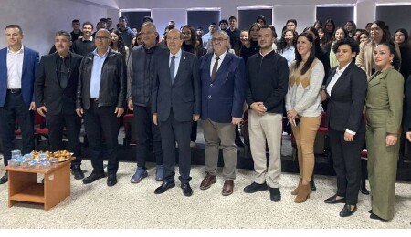 Cumhurbaşkanı Tatar, AÖA’da “Kıbrıs Tarihi ve Kıbrıs’ın Son Durumu” konulu konferans verdi
