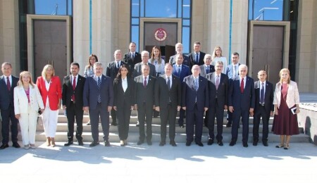 Serhat Akpınar'dan 'bir millet, üç devlet' mesajı: Birlikte hareket ettiğimizde bizi hiçbir güç engelleyemez