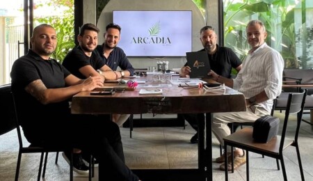 Dörter Construction, Telkenar ailesini ağırladı