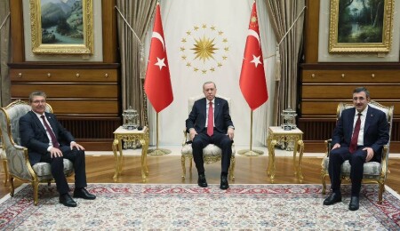 Başbakan Ünal Üstel, Türkiye Cumhurbaşkanı Erdoğan ile görüştü