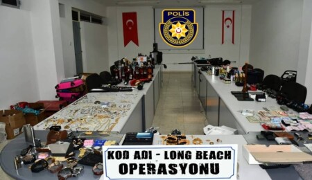 Çalıntı eşyalar İskele Polis Müdürlüğü'nde muhafaza altında