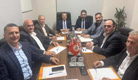 UBP’de disiplin mesaisi: Unvan gözetmeyen temizlik hareketi