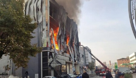 Kocaeli'de kozmetik fabrikasında çıkan yangında 6 kişi öldü, 1 kişi yaralandı