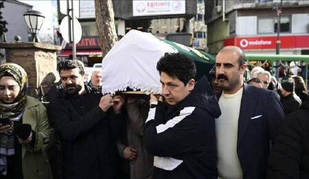 Belgrad Ormanı'nda bulunduktan sonra hayatını kaybeden Ece Gürel, son yolculuğuna uğurlandı