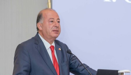 Hakan Dinçyürek: Ortopedi camiası kurumsallaşmalı, Ali Çaygür’ün adıyla bilimsel platform oluşmalı