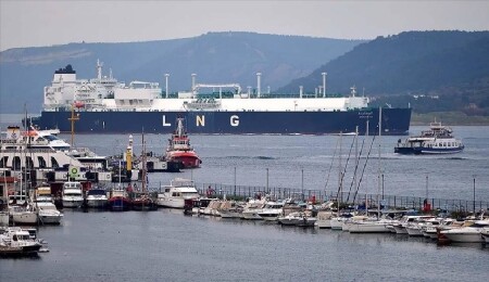 Avrupa'nın LNG terminali yatırımları, gaz talebindeki düşüşle yavaşlıyor