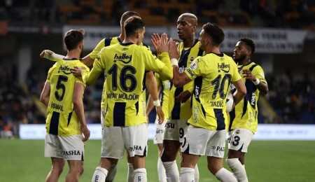 Fenerbahçe, Başakşehir deplasmanında 4 golle kazandı