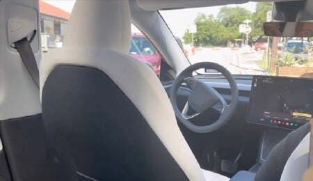 Tesla, robotaksi hizmetini Austin’de başlattı