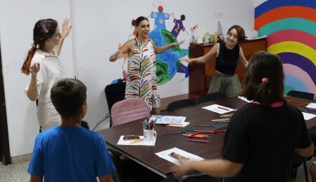 SOS Çocuk köyü Derneği ve DAÜ iş birliğinde Pozitif Ergen Gelişimi Müdahale Programı uygulanmaya başladı