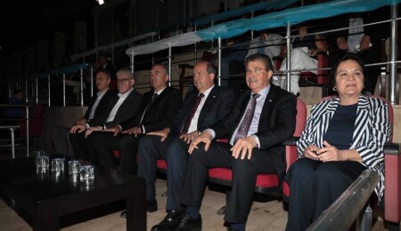 Başbakan Ünal Üstel, Lefke Türk Spor Kulübü’nü tebrik etti