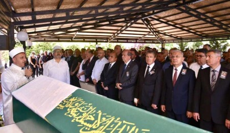Başbakan Üstel'in ablası Selma Kumova, son yolculuğuna uğurlandı