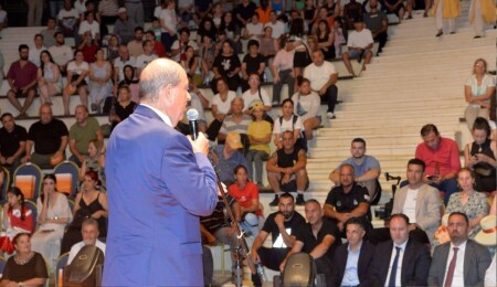Ersin Tatar, Güzelyurt’ta konuştu: Güzelyurt güzel bir vatan toprağıdır