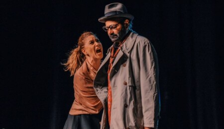 Kıbrıs Tiyatro Festivali kapsamında “Aşk Biter mi?” oyunu KÜKOM’da sahnelendi
