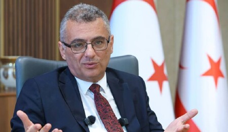 Tufan Erhürman’dan 29 Ekim mesajı: Cumhuriyetin ışığı Kıbrıs Türk halkını da aydınlatmaya devam edecek