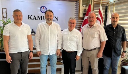 Dr. Karavelioğlu Kamu-Sen’i ziyaret etti