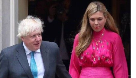 Johnson çifti üçüncü çocuklarını bekliyor