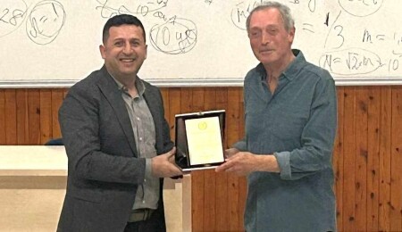 DAÜ’de Rus Fizikçi’nin katılımıyla seminer düzenlendi