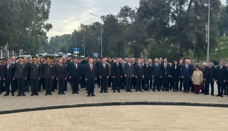 21-25 Aralık Şehitler Haftası nedeniyle Şehitler Anıtı önünde tören düzenlendi