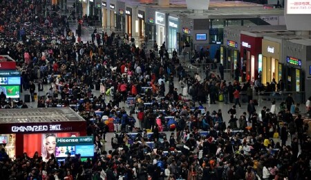 Çin'de Ulusal Gün tatilinde ülke içinde 2,43 milyar seyahat yapıldı