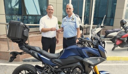 LTB’den Lefkoşa Polis Müdürlüğü’ne motosiklet