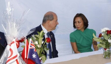 Cumhurbaşkanı Ersin Tatar, Sydney'de Federal Milletvekili Dai Le ile görüştü