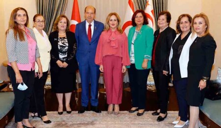 Cumhurbaşkanı Ersin Tatar, Kıbrıs Türk Kadınlar Birliği’ni kabul etti