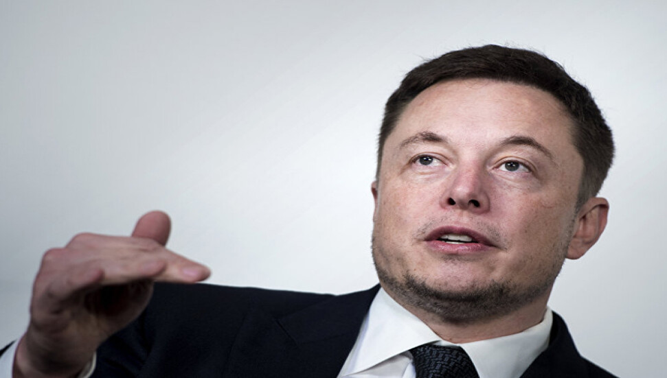 Elon Musk'tan İngiliz aşırı sağına destek: Hükümetin değişmesi gerekiyor
