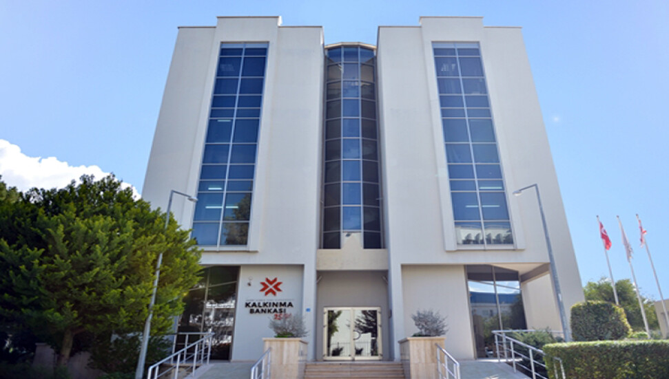 Kalkınma Bankası, mevzuatı gereği teminatsız veya yetersiz teminat ile kredi kullandırmadığını açıkladı
