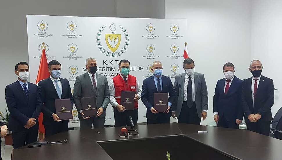 Eğitim Bakanlığı ile KKTCELL, Telsim ve Kızılay arasında bağış kampanyası protokolü: “Her tablet bir gelecek”