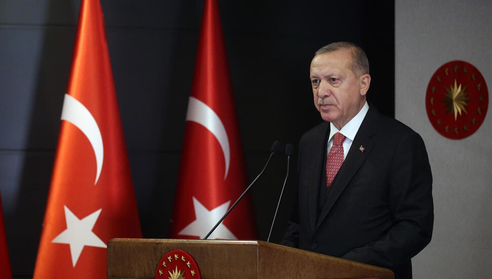 Simerini gazetesi: Türkiye Ege’yi bloke ediyor