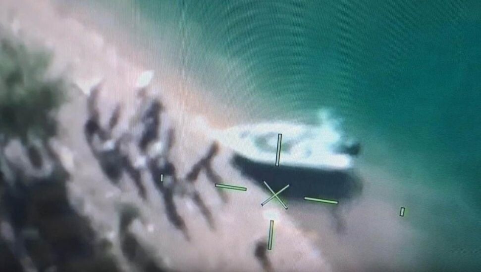 Adana'da orman yangınına müdahale eden helikopter düştü