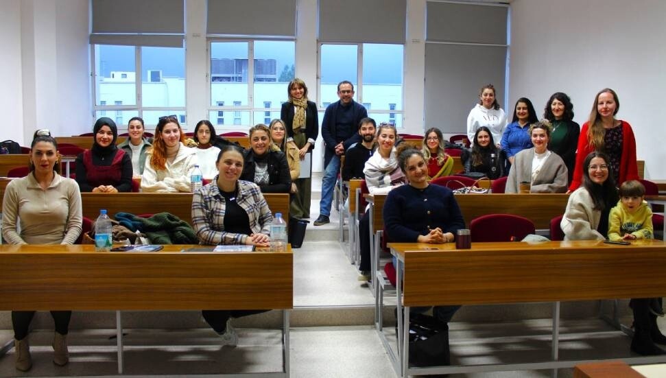 Pozitif Ergen Gelişimi uygulayıcı eğitimi DAÜ Psikoloji Bölümü himayesinde gerçekleşti