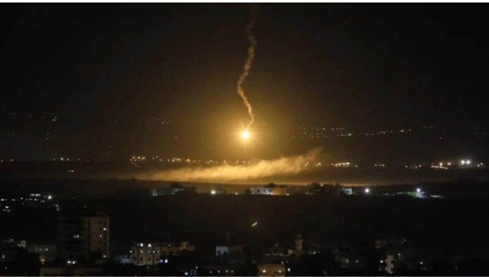 İran'dan İsrail'e füze saldırısı: Tel Aviv hedef alındı, sirenler çalıyor