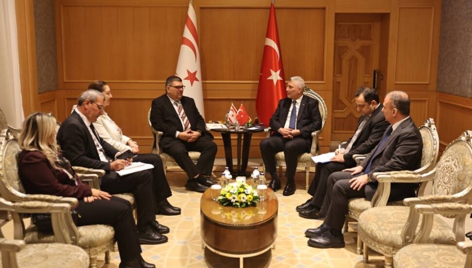 Özdemir Berova, Ömer Bolat ile gümrük ve dış ticaret konularını görüştü
