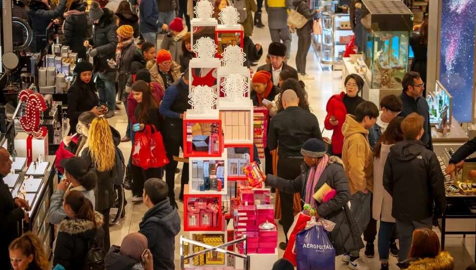 Black Friday: Küresel tüketim hareketi ve ekonomiye etkileri