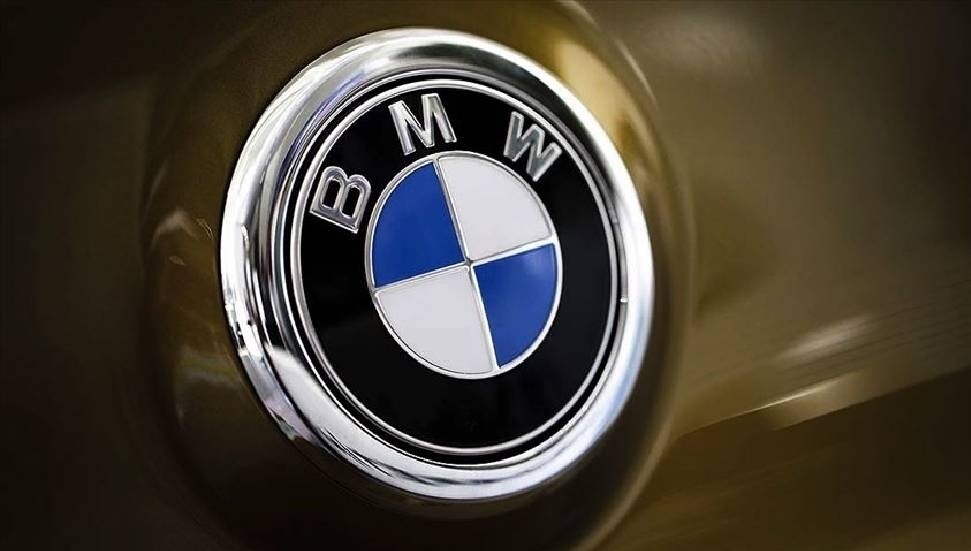 BMW satışına elektrikli araç ivmesi