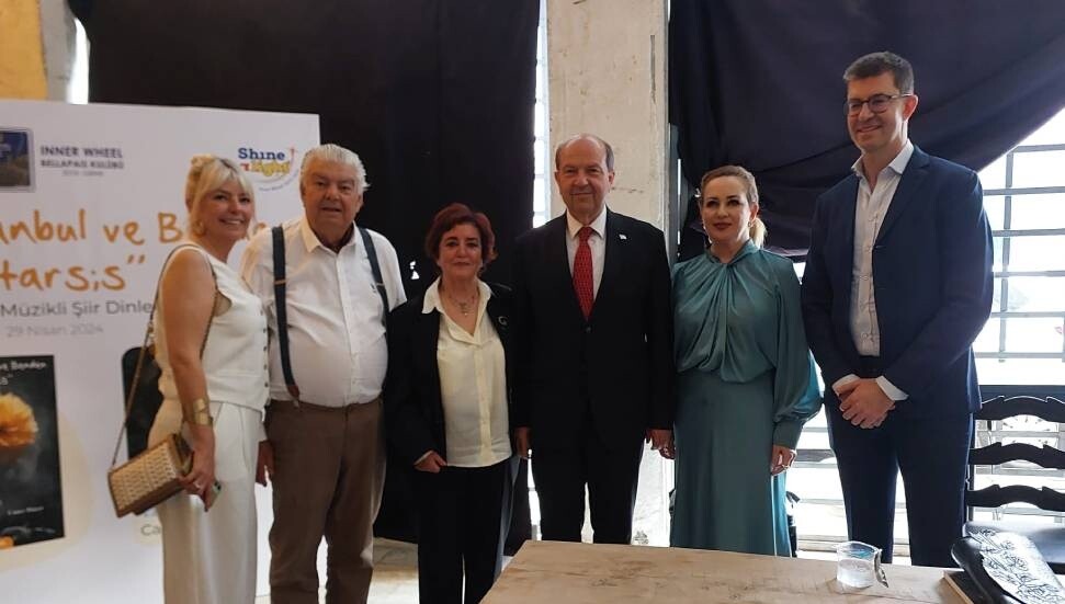Canev Dinçer’in, “Kıbrıs, İstanbul ve Benden Katarsis” adlı şiir kitabı tanıtıldı