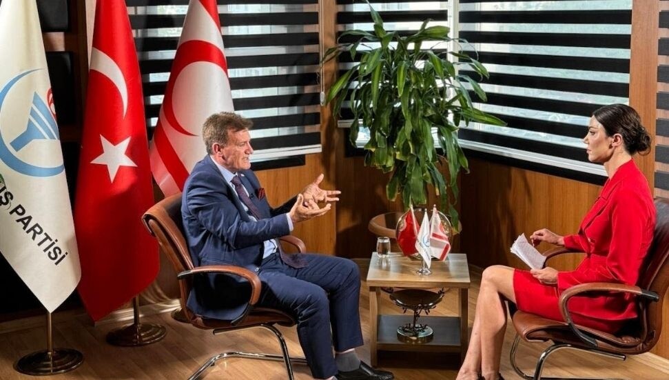 Erhan Arıklı: KKTC'nin alternatifi federasyon değil, Tayvan veya Nahçıvan modelidir!